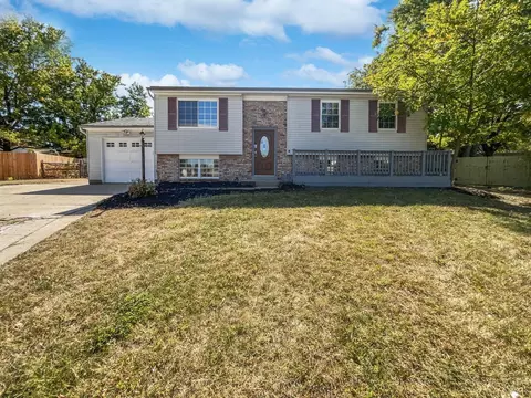 1340 Forester Dr, Cincinnati, OH 45240