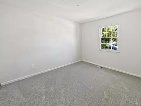 Bedroom - 1340 Forester Dr, Cincinnati, OH 45240 photo 5 of 6