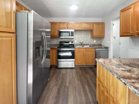 Kitchen - 1340 Forester Dr, Cincinnati, OH 45240 photo 2 of 3