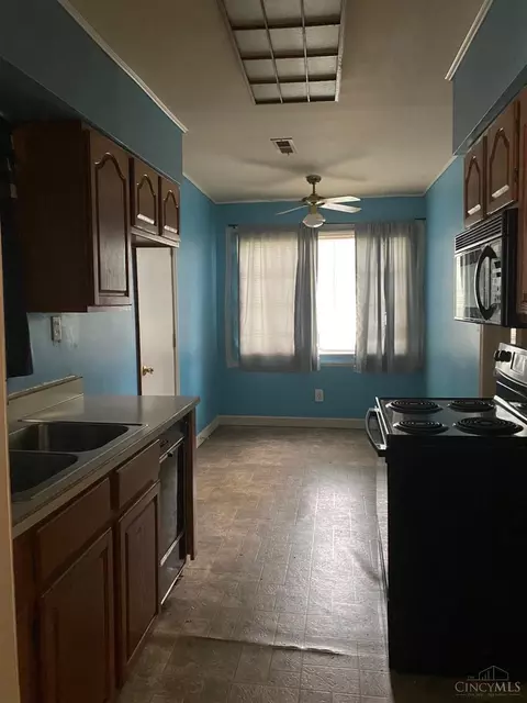 9470 Conklin Ave, Blue Ash, OH 45242 photo 8