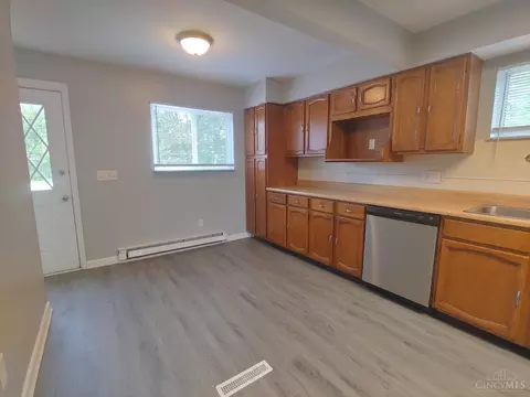 Kitchen - 2138 N Bend Rd, Cincinnati, OH 45224 photo 1 of 3