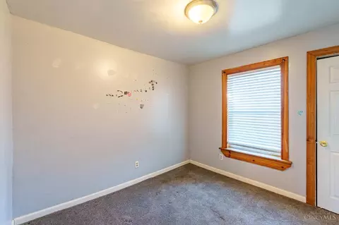 Bedroom - 6264 Simpson Ave, Cincinnati, OH 45224 photo 1 of 4