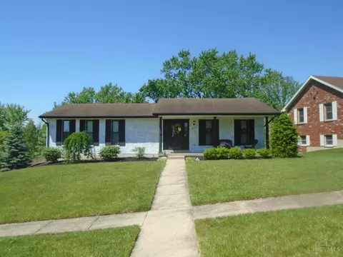 127 Farmington Dr, Hamilton, OH 45013