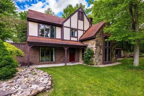 5525 Brushy Fork Rd, Batavia, OH 45103