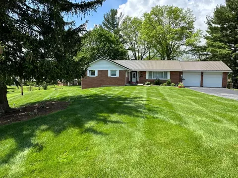 133 Beekin Dr, Hillsboro, OH 45133