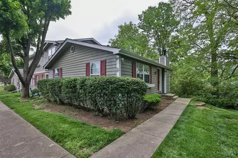 27 Southhall Pl, Fairfield, OH 45014