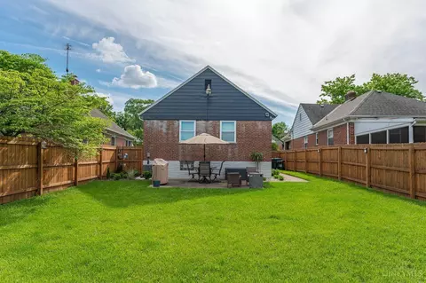 Exterior - 4530 Camberwell Rd, Cincinnati, OH 45209 photo 15 of 15