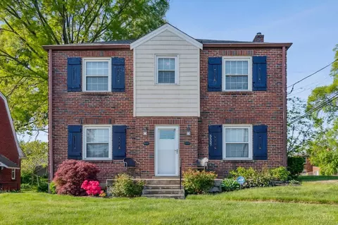5557 Surrey, Cincinnati, OH 45248