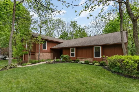 7746 Woodside Ct, Maineville, OH 45039