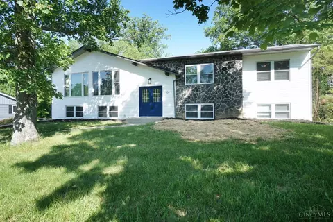 1108 Springdale Ct, Lawrenceburg, IN 47025