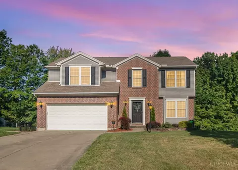 1546 Deerwoods Dr, Milford, OH 45150