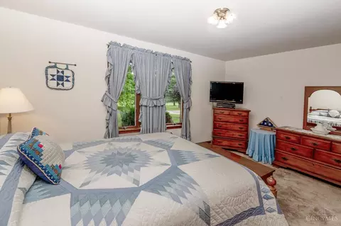 Bedroom - 9625 Dick Rd, Harrison, OH 45030 photo 2 of 7
