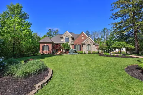 10635 Deerfield Rd, Montgomery, OH 45242