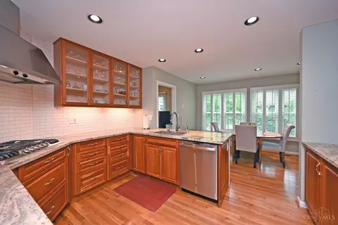 Kitchen - 7933 Bar Harbor Dr, Cincinnati, OH 45255 photo 1 of 4