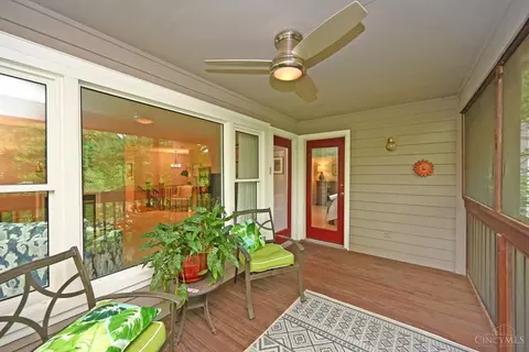 Exterior - 7933 Bar Harbor Dr, Cincinnati, OH 45255 photo 6 of 14