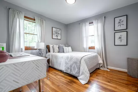 Bedroom - 6975 Bramble Hill Dr, Mariemont, OH 45227 photo 1 of 4