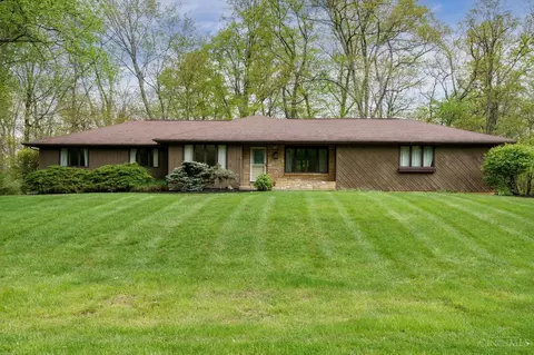 2060 Natchez Dr, Batavia Twp, OH 45103