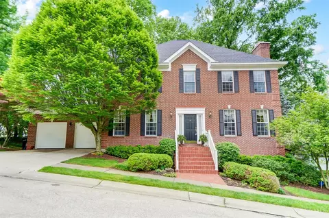 3793 Brighton Manor Ln, Cincinnati, OH 45208