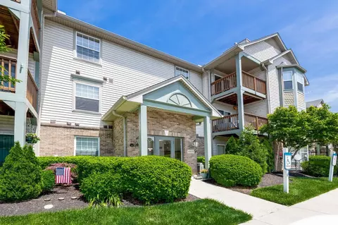 4931 Arbor Woods Ct #201, Cincinnati, OH 45248