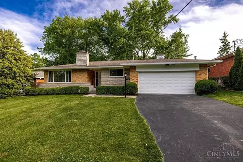 7431 Mar Del Dr, Madeira, OH 45243