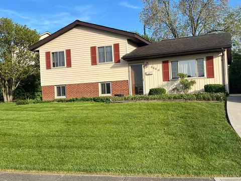 6446 Glenmont Dr, Hamilton, OH 45011