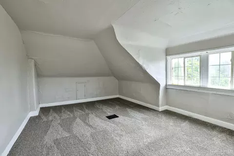1758 Brewster, Cincinnati, OH 45207 photo 42