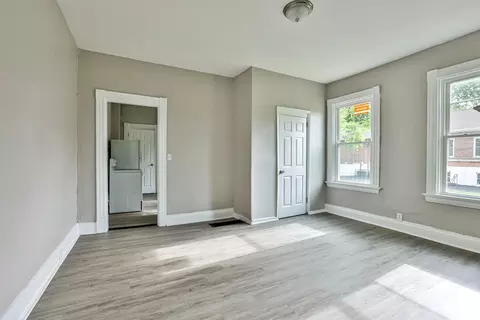1758 Brewster, Cincinnati, OH 45207 photo 28