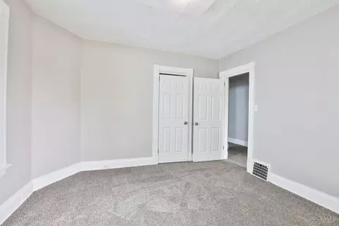 1758 Brewster, Cincinnati, OH 45207 photo 17