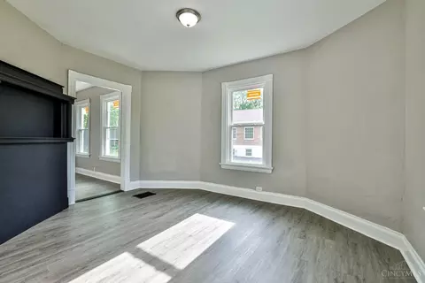 1758 Brewster, Cincinnati, OH 45207 photo 26