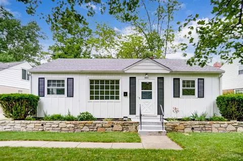 5083 Eastwood Cir, Cincinnati, OH 45227