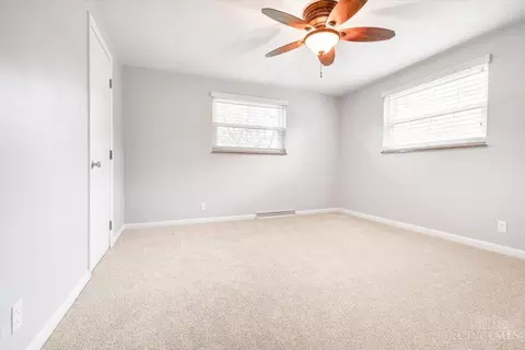 Bedroom - 799 Danny Dr, Cincinnati, OH 45245 photo 4 of 5
