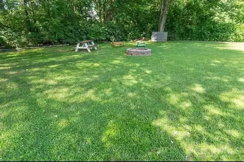 Exterior - 8670 Koszo Dr, Cincinnati, OH 45255 photo 2 of 5