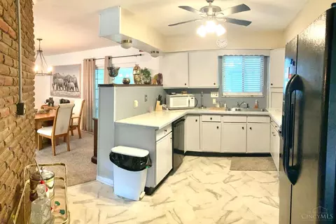 Kitchen - 8670 Koszo Dr, Cincinnati, OH 45255 photo 1 of 4