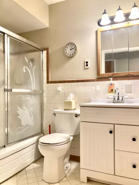Bath - 8670 Koszo Dr, Cincinnati, OH 45255 photo 1 of 3