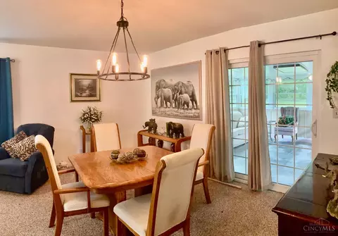Dining - 8670 Koszo Dr, Cincinnati, OH 45255 photo 3 of 3