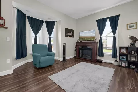 Living - 406 Main St, Blanchester, OH 45107 photo 1 of 1