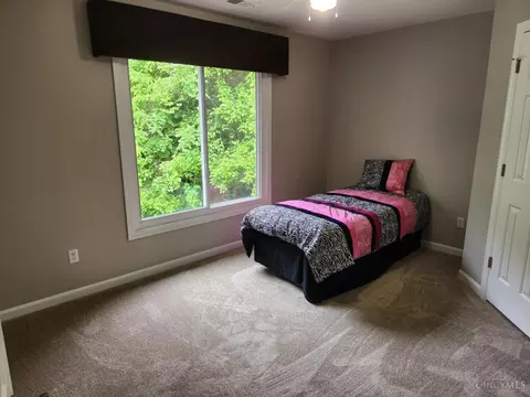 Bedroom - 6785 Linder Ln, Cincinnati, OH 45244 photo 2 of 4