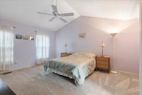 Bedroom - 827 Wingate Dr, Cincinnati, OH 45245 photo 1 of 6