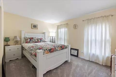 Bedroom - 827 Wingate Dr, Cincinnati, OH 45245 photo 6 of 6
