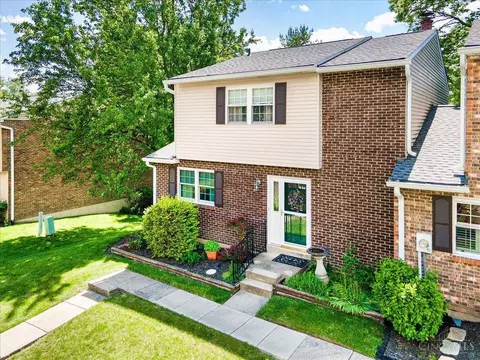481 Maple Circle Dr #47, Springdale, OH 45246