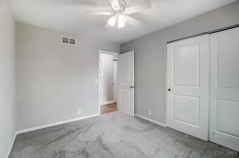Bedroom - 8534 Pond Ridge Dr, Maineville, OH 45039 photo 7 of 8