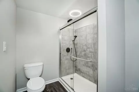 Bath - 8534 Pond Ridge Dr, Maineville, OH 45039 photo 10 of 10