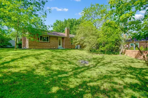 Exterior - 8534 Pond Ridge Dr, Maineville, OH 45039 photo 15 of 16