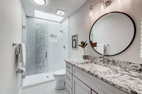 Bath - 8534 Pond Ridge Dr, Maineville, OH 45039 photo 1 of 10