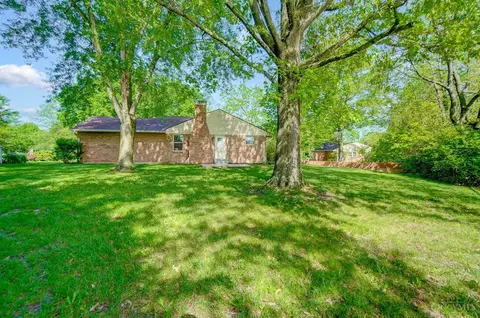Exterior - 8534 Pond Ridge Dr, Maineville, OH 45039 photo 10 of 16