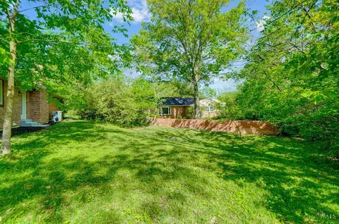 Exterior - 8534 Pond Ridge Dr, Maineville, OH 45039 photo 14 of 16