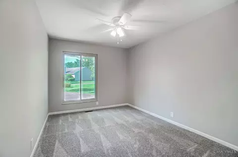 Bedroom - 8534 Pond Ridge Dr, Maineville, OH 45039 photo 4 of 8