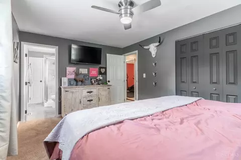 Bedroom - 6061 Marshall Rd, Centerville, OH 45459 photo 2 of 5