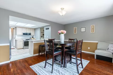 Dining - 6061 Marshall Rd, Centerville, OH 45459 photo 2 of 4