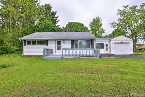 11515 Pippin Rd, Cincinnati, OH 45231